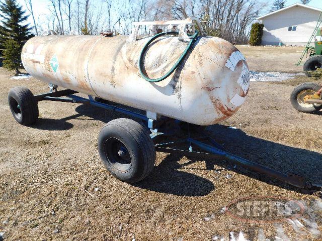 1,000 gal. NH3 tank_1.jpg